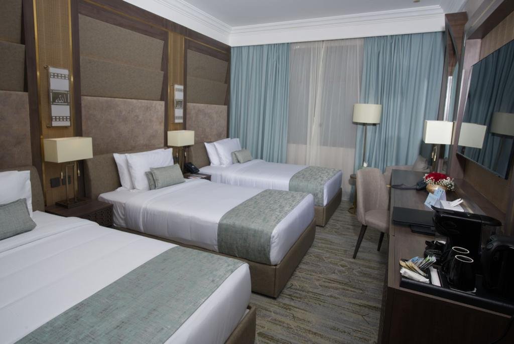 غرفة ثلاثية - فندق الحرم